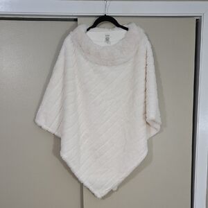 Kensie Cream Fuzzy Women's Poncho One Size Fits Most